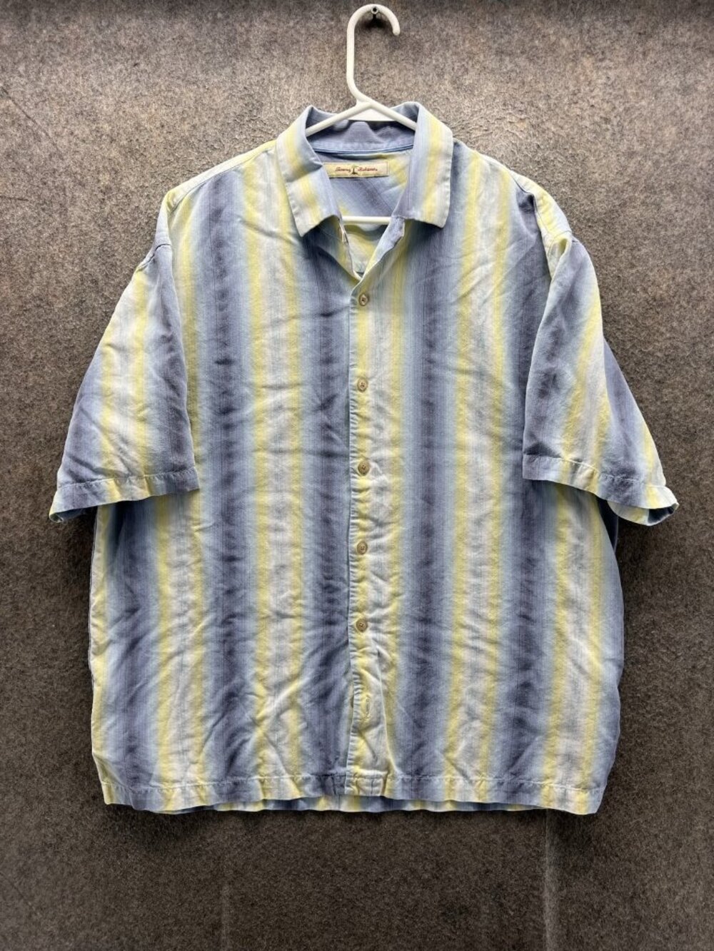 Tommy Bahama Shirt Men XL Multicolor Stripe Short Sleeve Button Up Lyocell